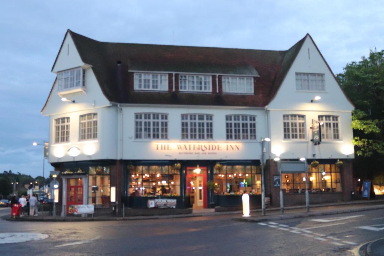 Grade I Listed Luxury Apartment In Hertfordshire Ware Exterior foto
