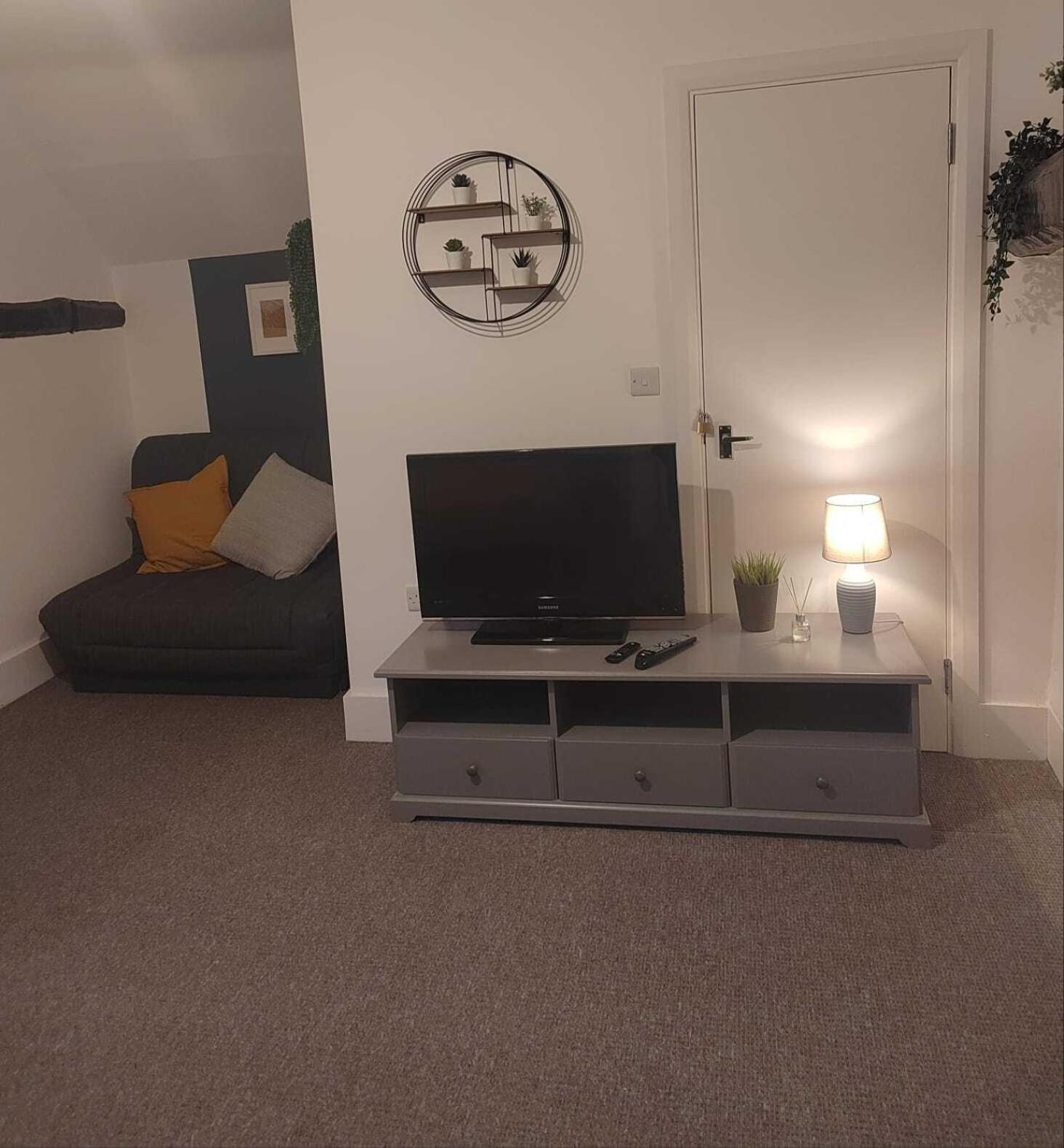 Grade I Listed Luxury Apartment In Hertfordshire Ware Habitación foto